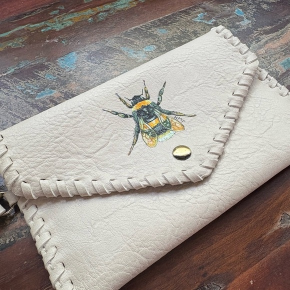 Hand Painted Bee Cream Wristlet - Picture 10 of 11